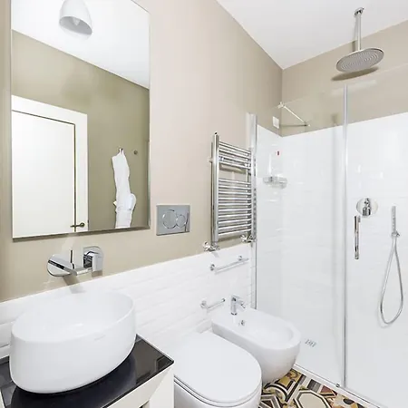 Parisii Luxury Relais