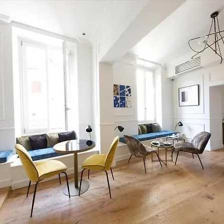 Parisii Luxury Relais Hotel